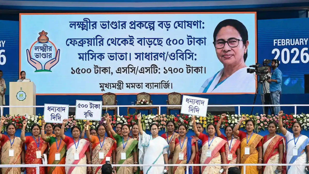 লক্ষ্মীর ভাণ্ডার প্রকল্পে বড় ঘোষণা: ফেব্রুয়ারি থেকেই বাড়ছে ৫০০ টাকা মাসিক ভাতা